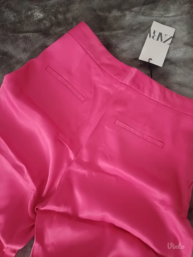 Zara satenske pantalone