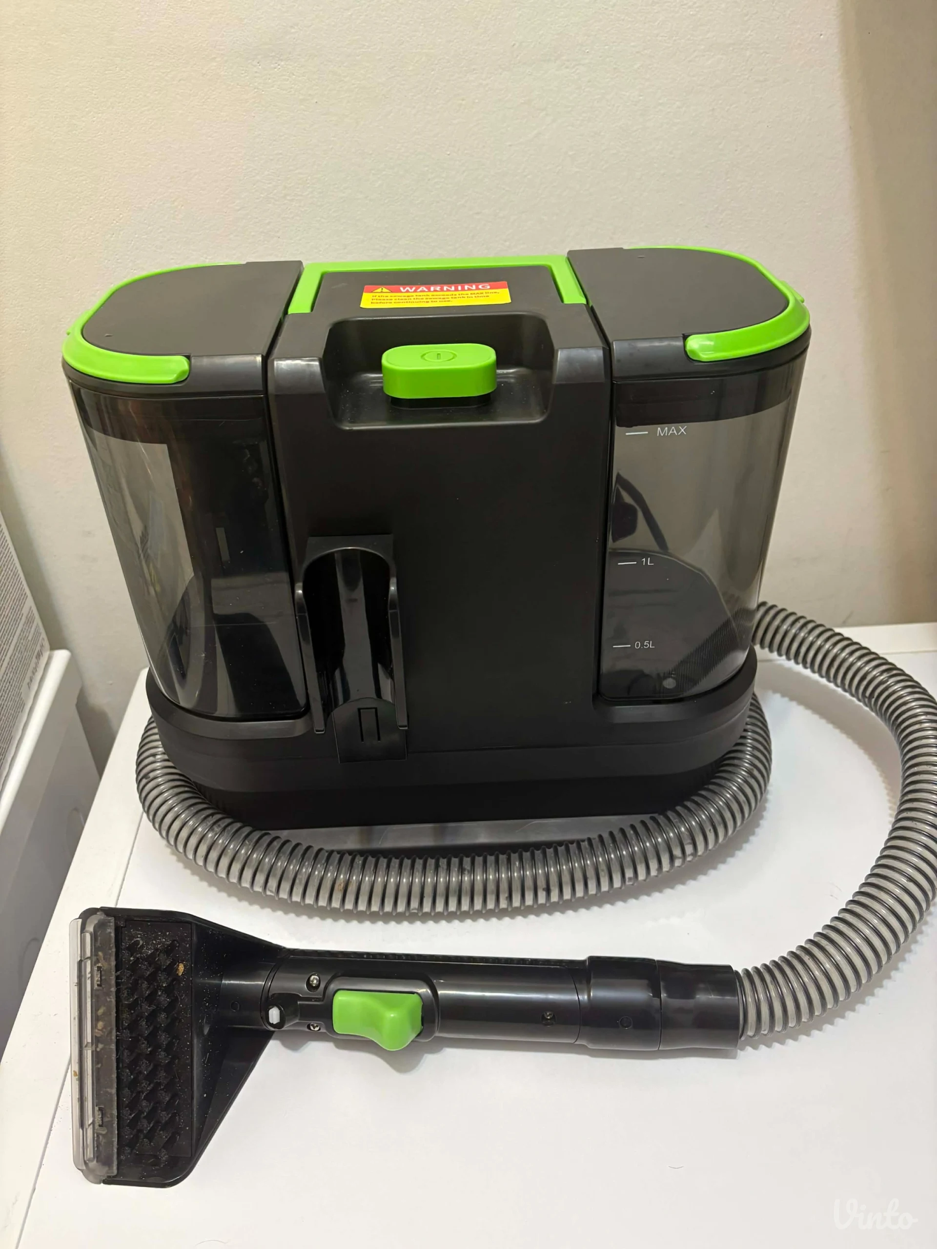 Spot cleaner vodeni usisivač NOVO