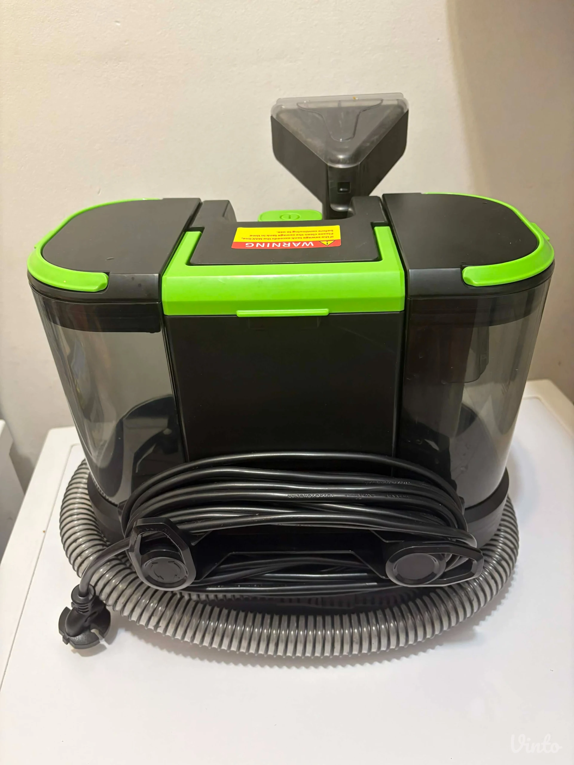 Spot cleaner vodeni usisivač NOVO