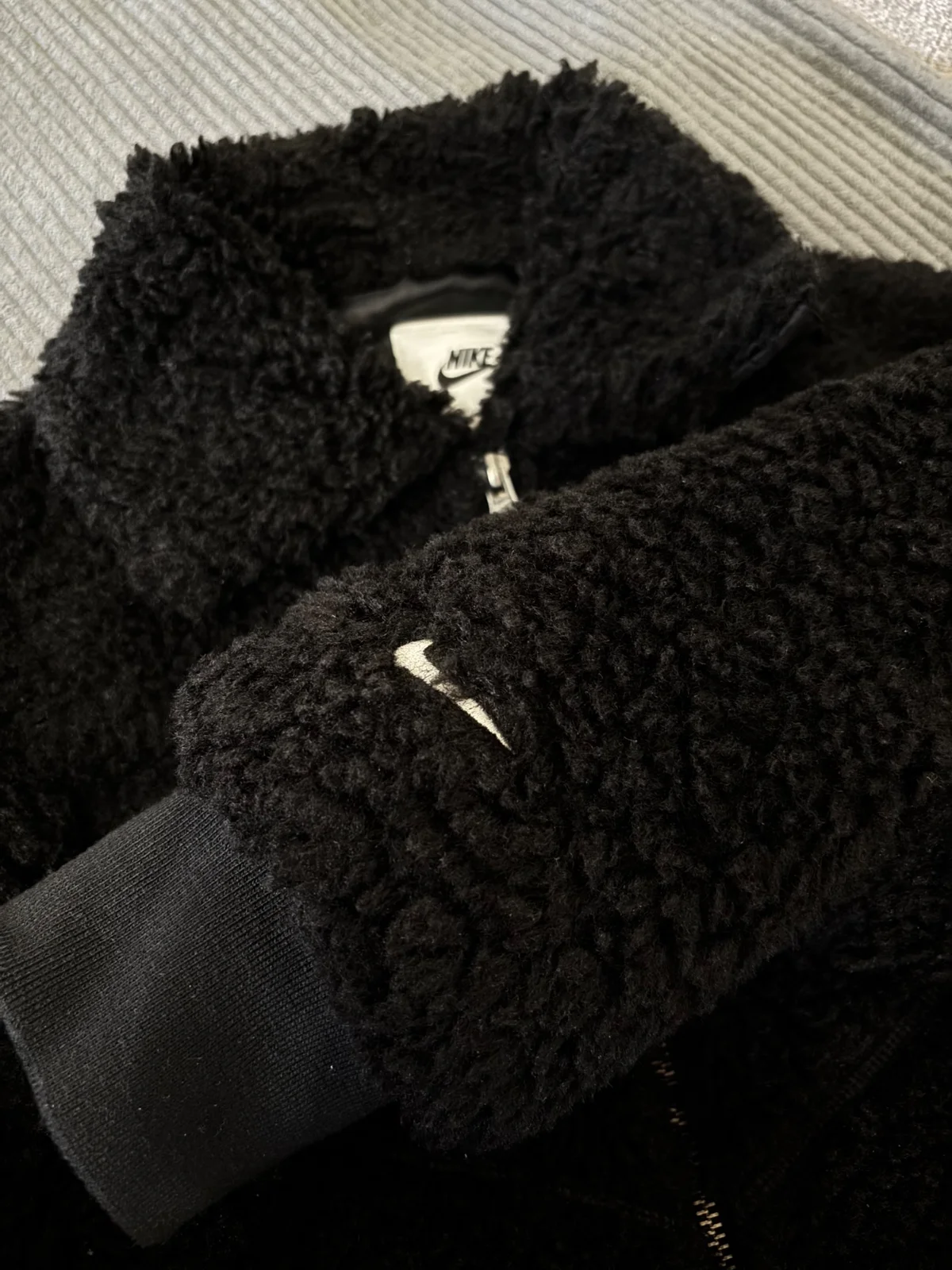 Nike teddy jakna