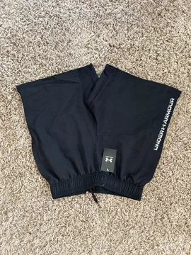 Under Armour sorts