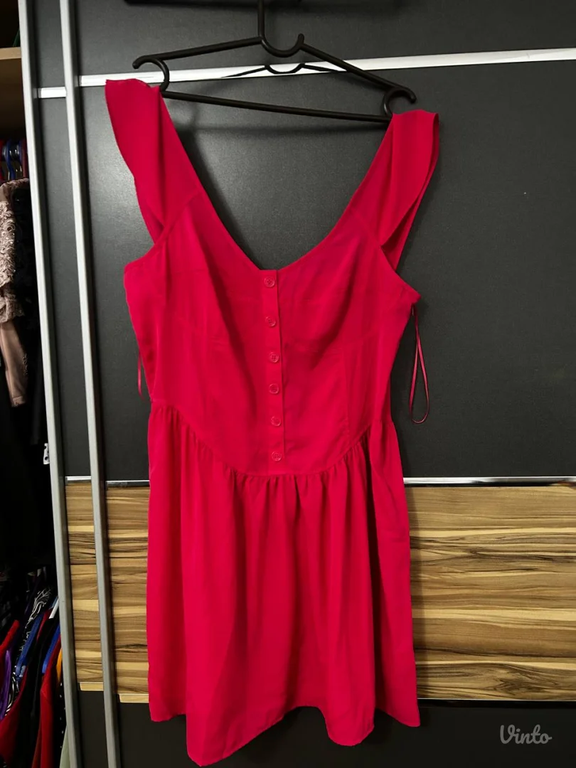 Roze haljina na bratele