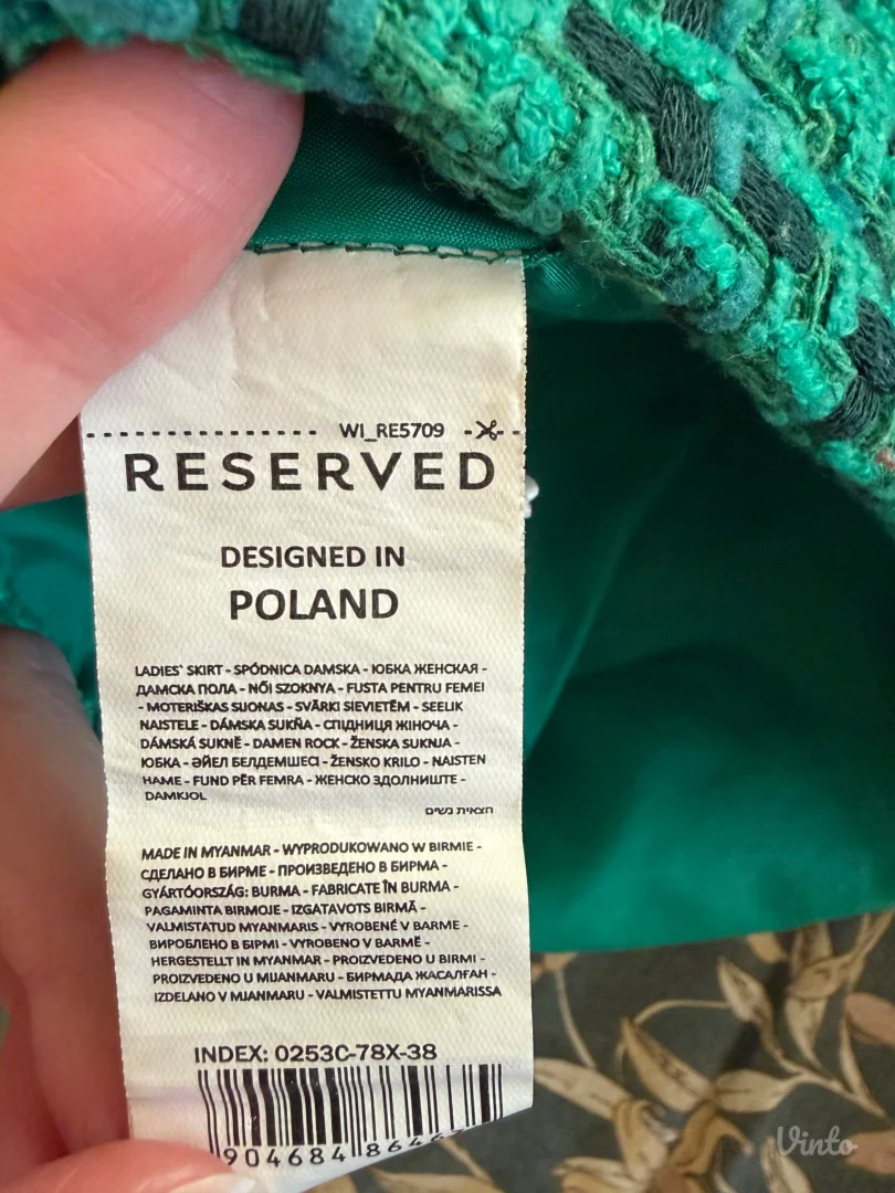 Zelena kraća suknja iz Reservda