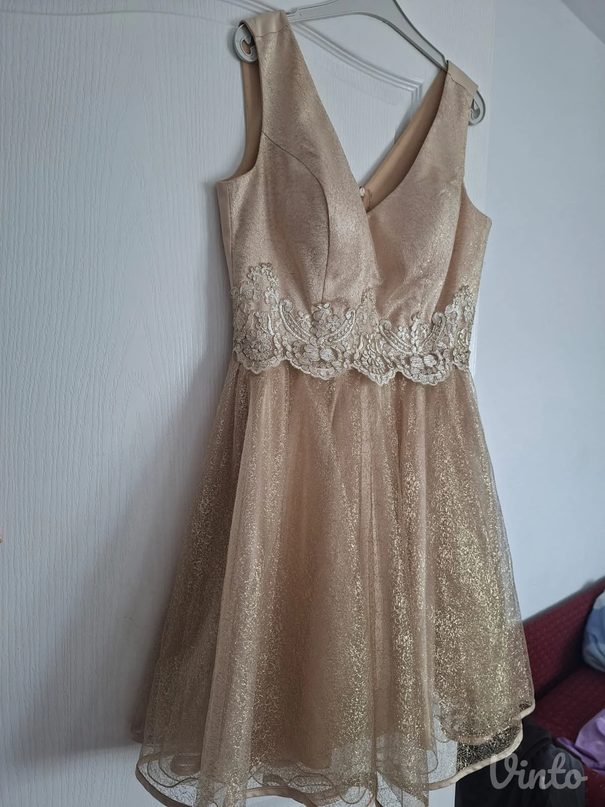 Elegantna haljina