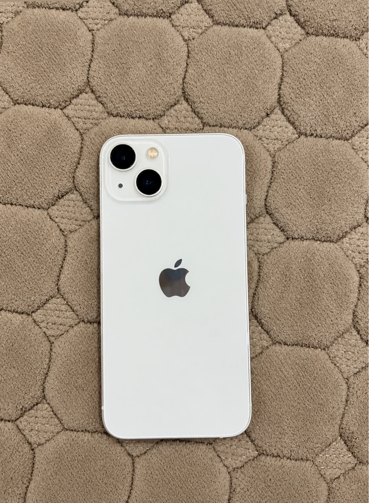 iPhone 13 128GB Starlight