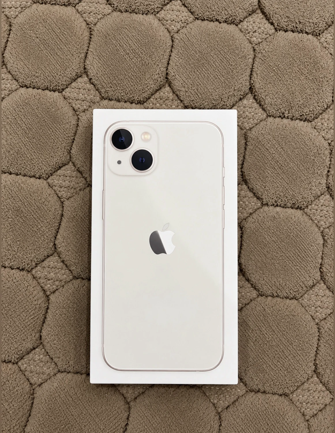 iPhone 13 128GB Starlight