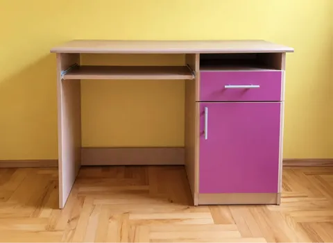 Radni/kompjuterski sto sa fiokom i ormarićem