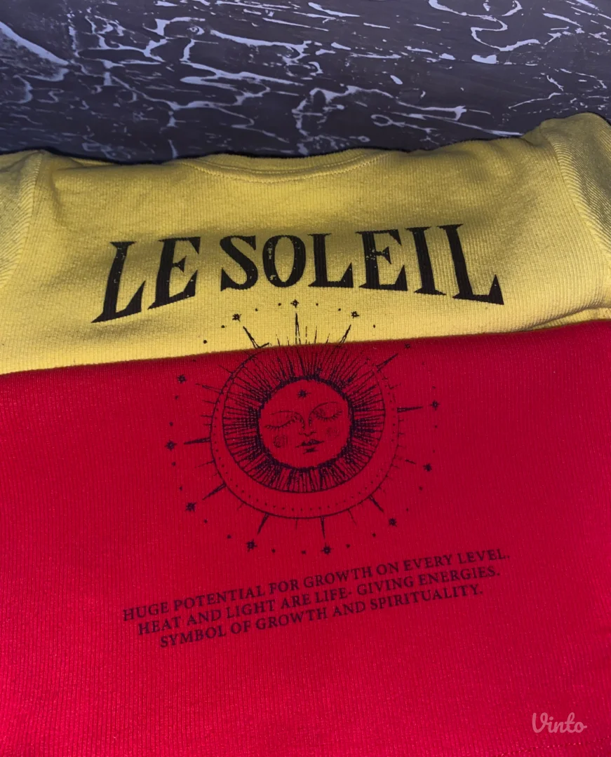 Crvena I žuta crop-top S majica