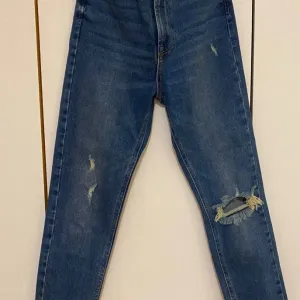 🎼tradivaruis farmerice - slim fit, srednje visok struk!!