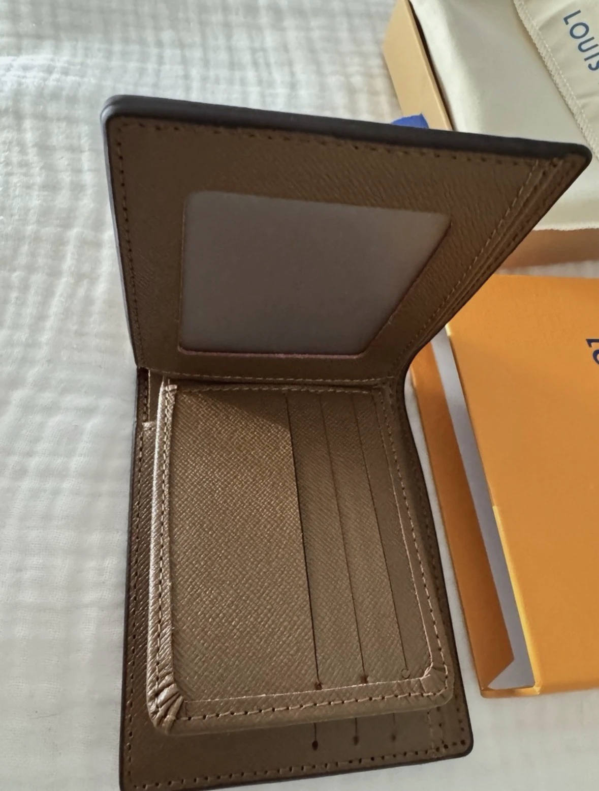 Louis Vuitton novcanik