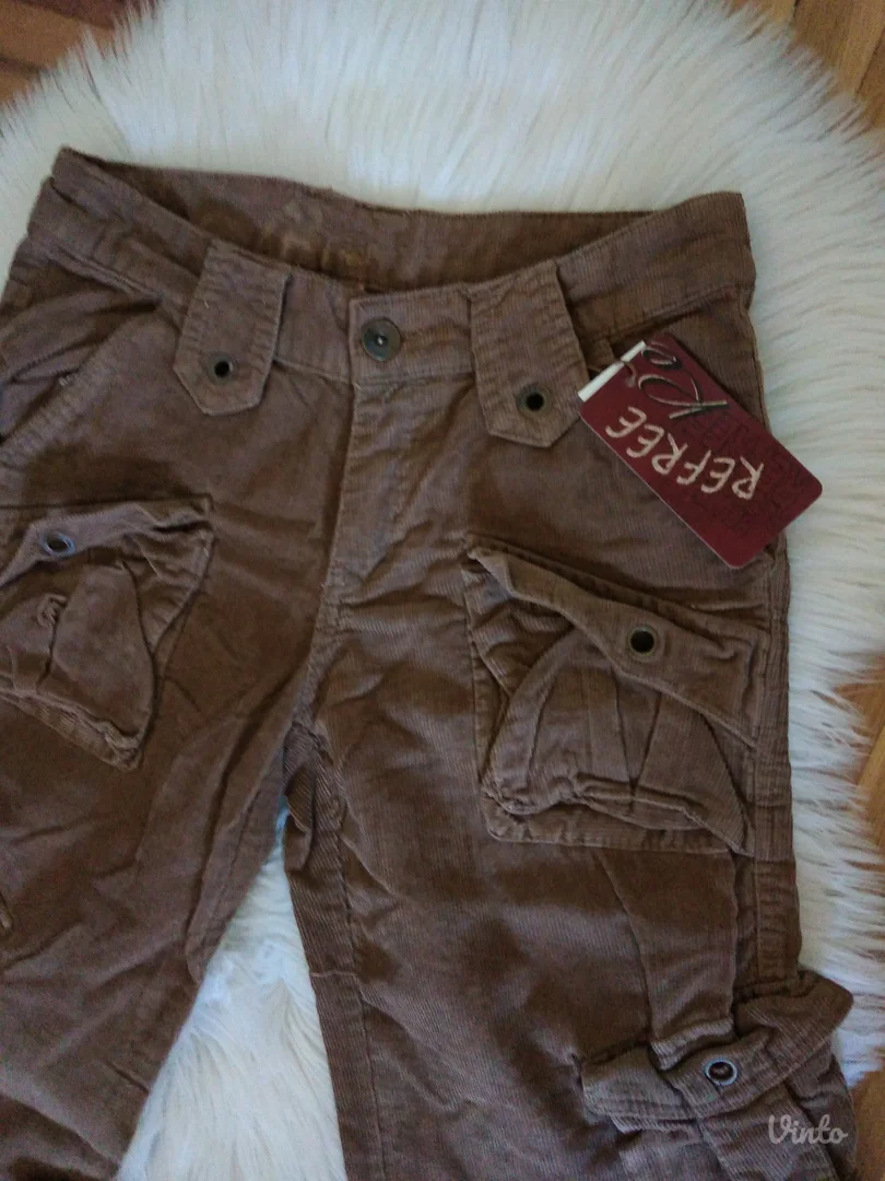 Đžeparice sirokih nogavica L NOVO