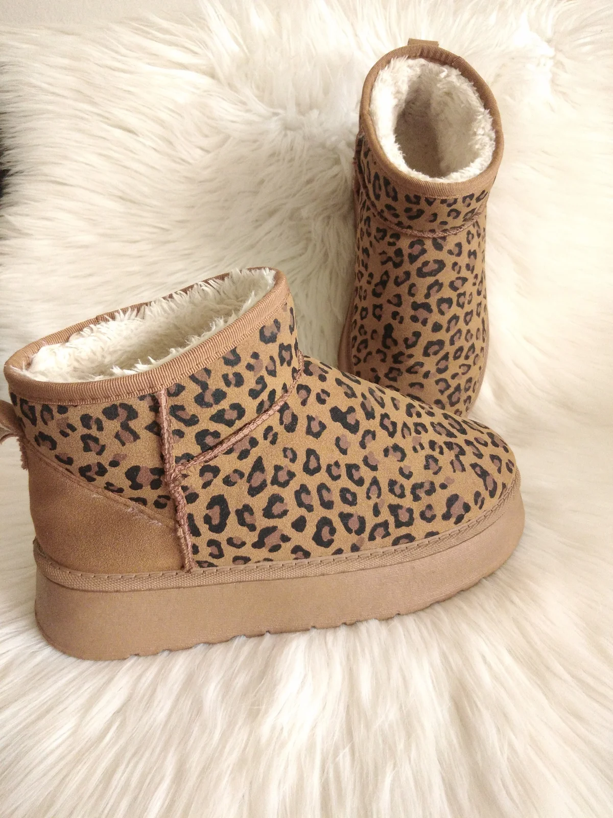 Leopard print čizme 38
