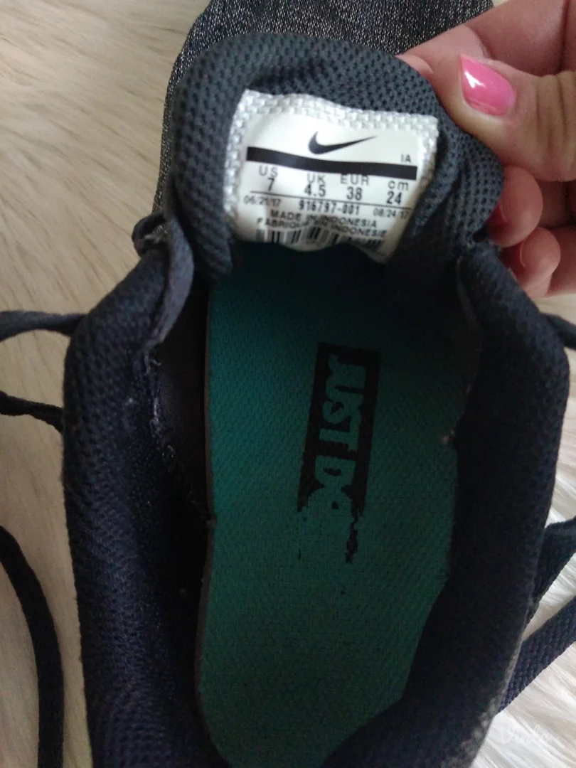 Nike