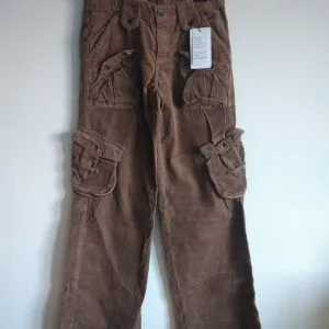 Široke pantalone od somota
