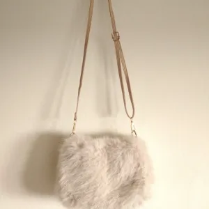 Torbica od eko krzna