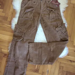 Đžeparice sirokih nogavica L NOVO