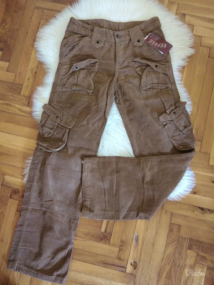 Đžeparice sirokih nogavica L NOVO