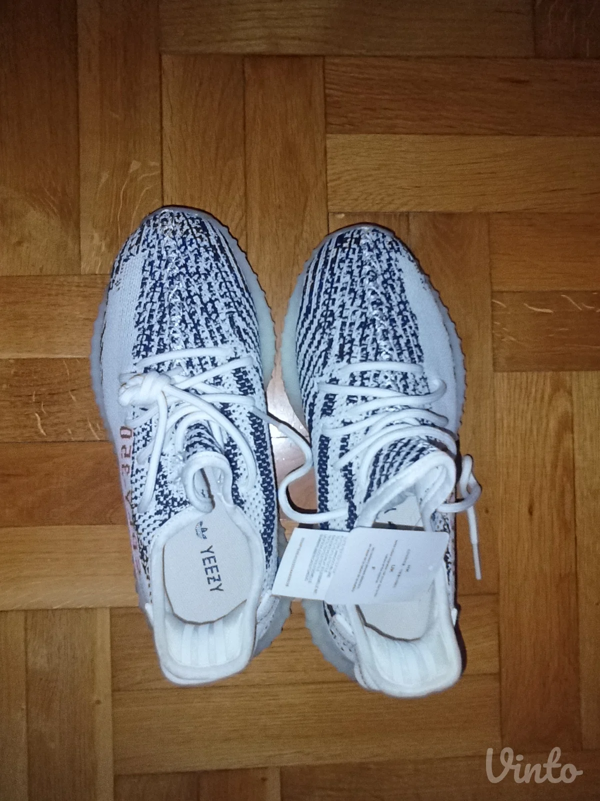 Adidas Yeezy 38
