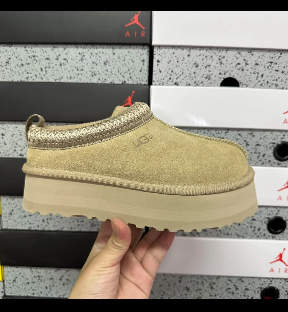 UGG tazz platforme