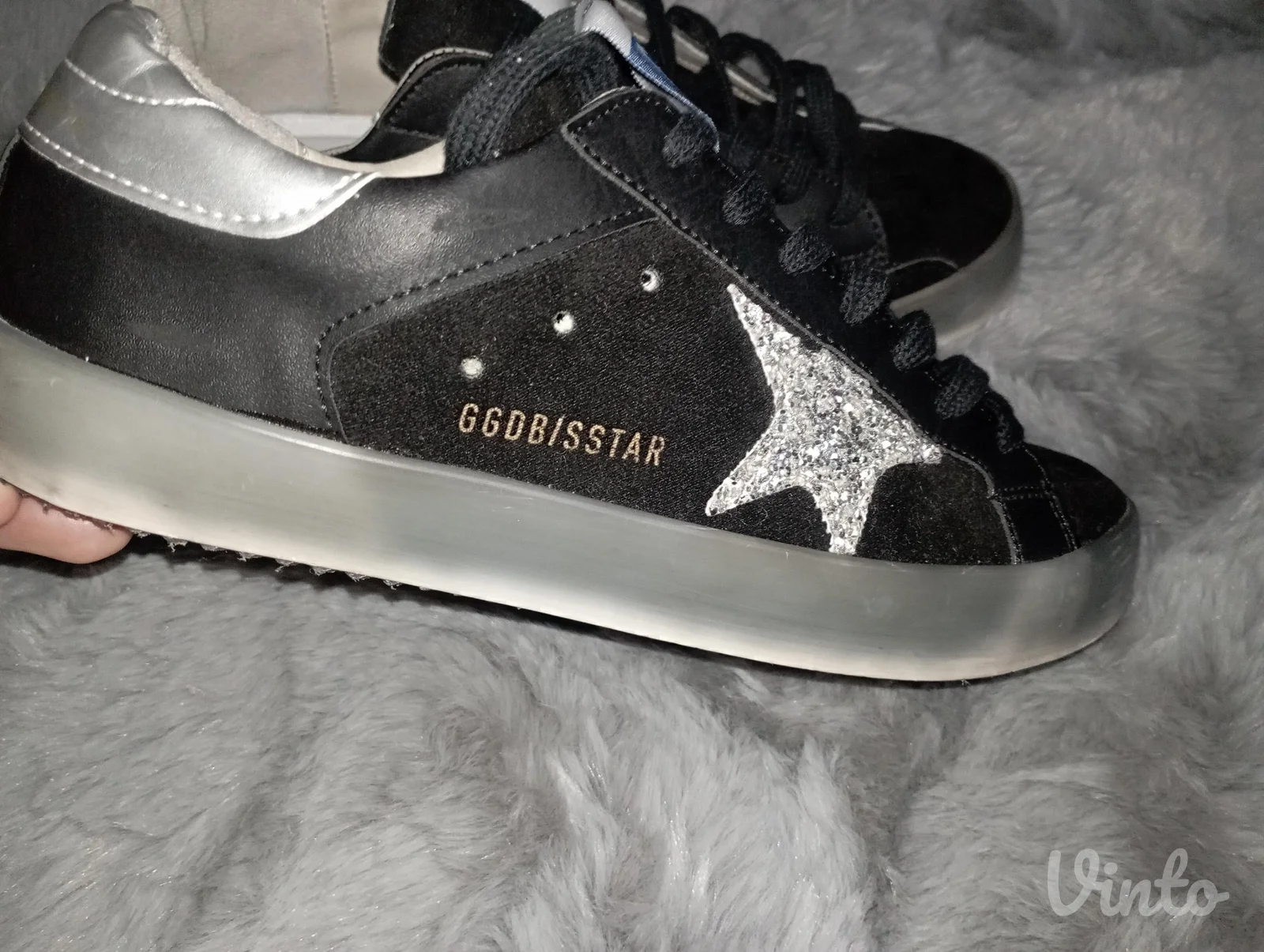 Golden Goose superstar