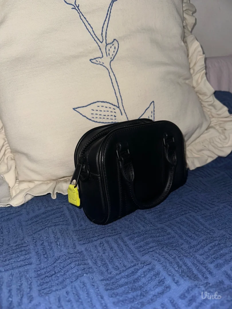 tommy hilfiger torbica