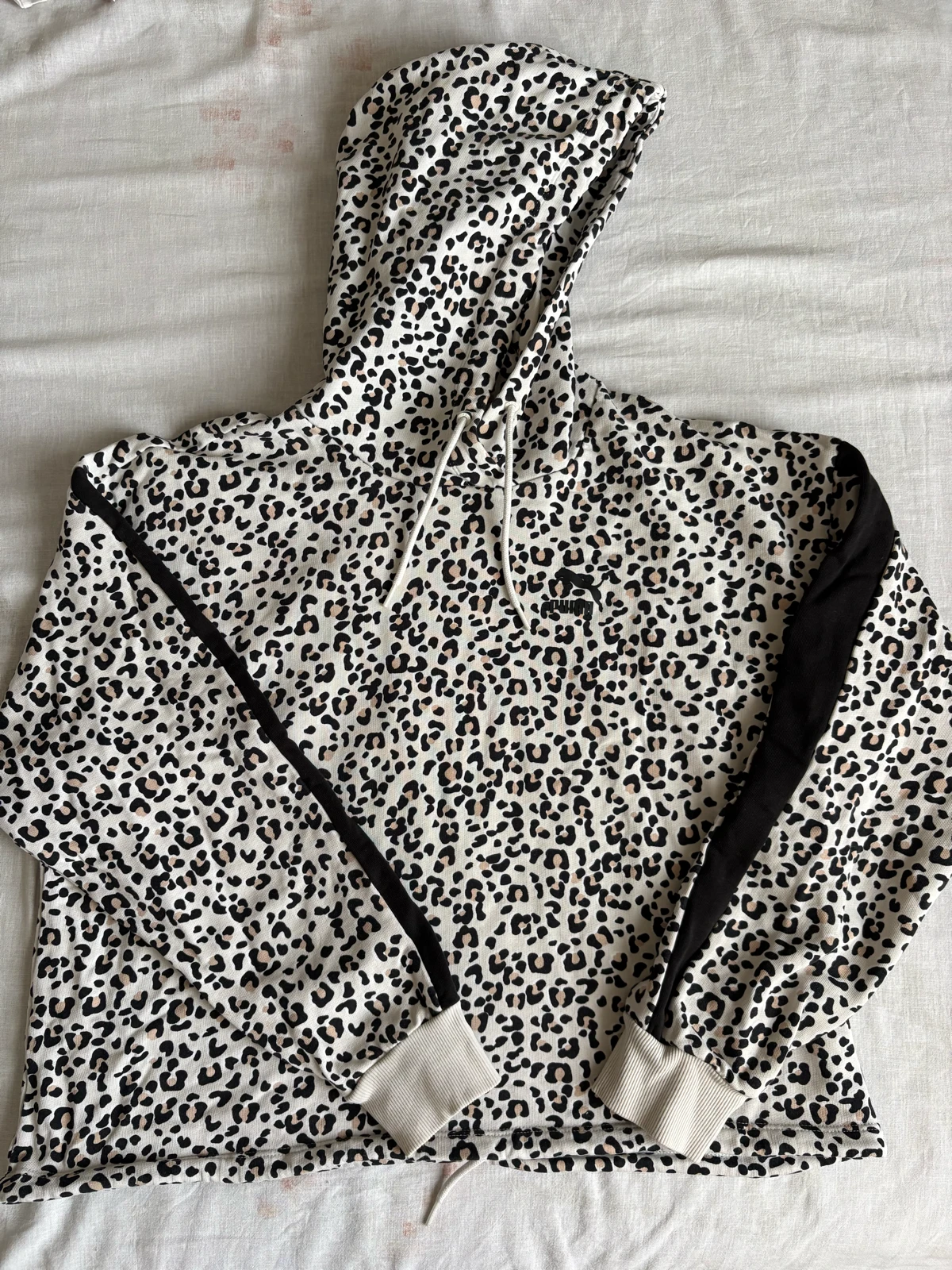 PUMA duks