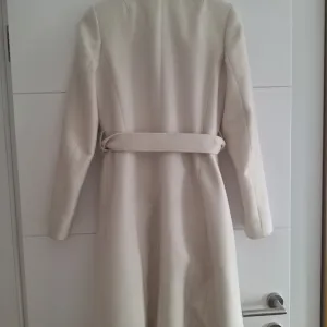 P.S. Fashion kaput, 36, kao nov