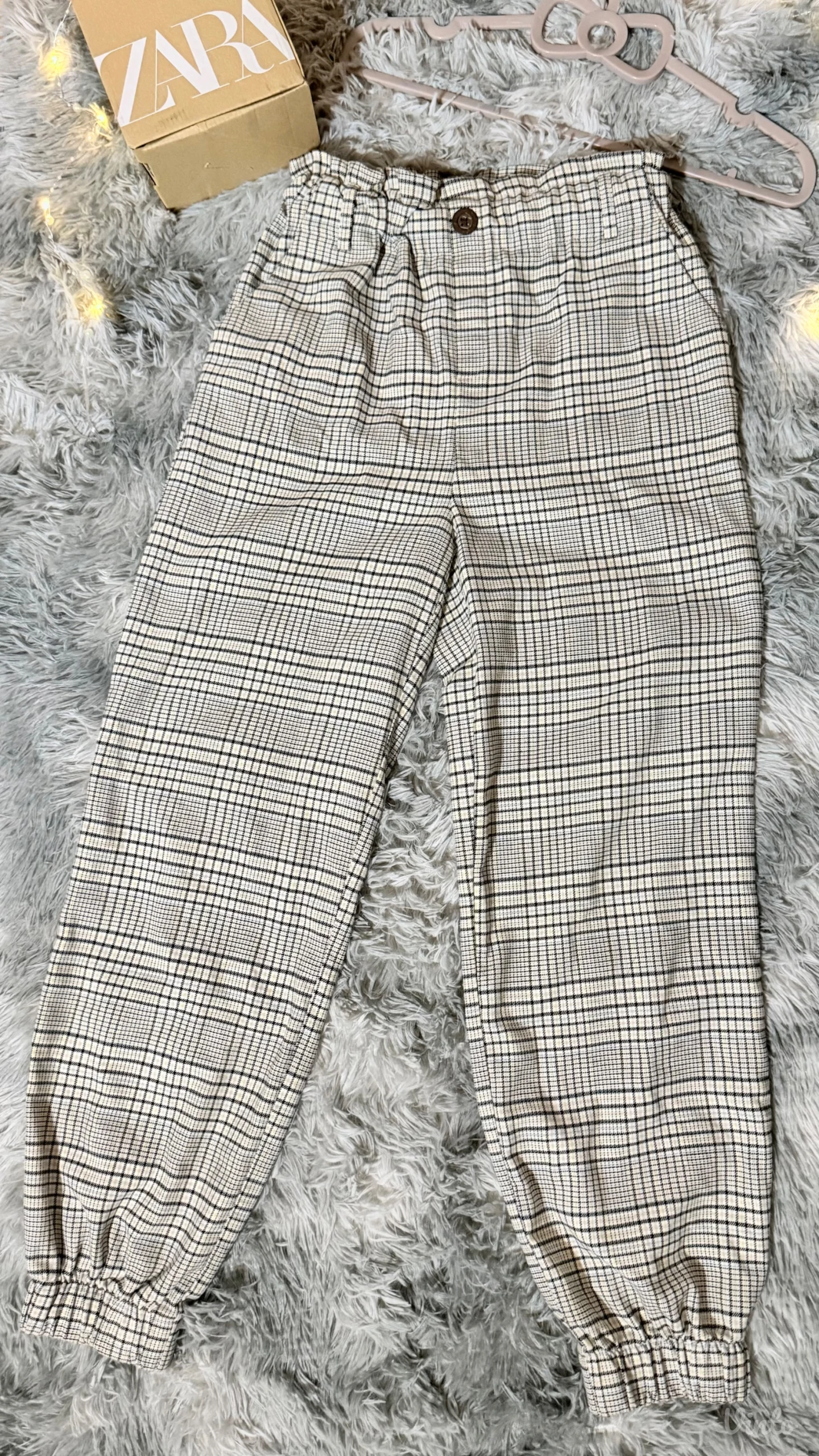 Reserved pantalone