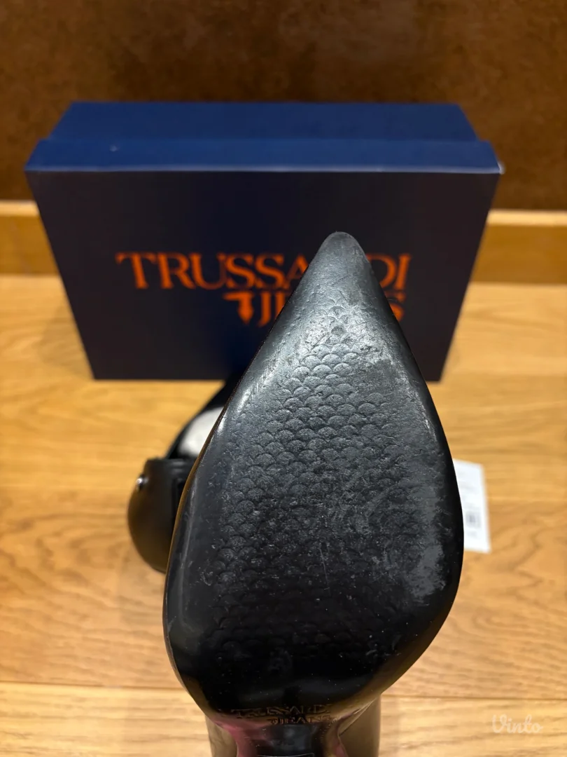 Trussardi salonke 39