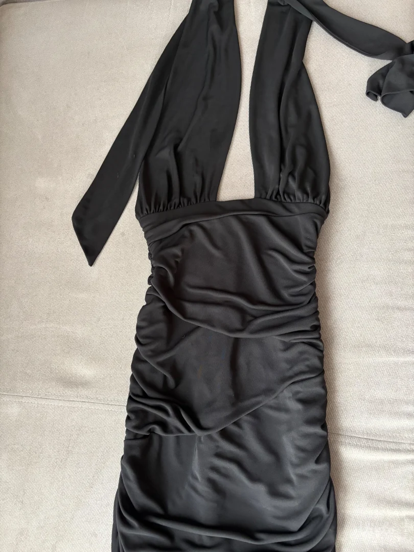 Haljina crna xs nova Zara