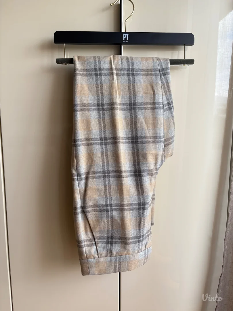 Massimo Dutti nove 38