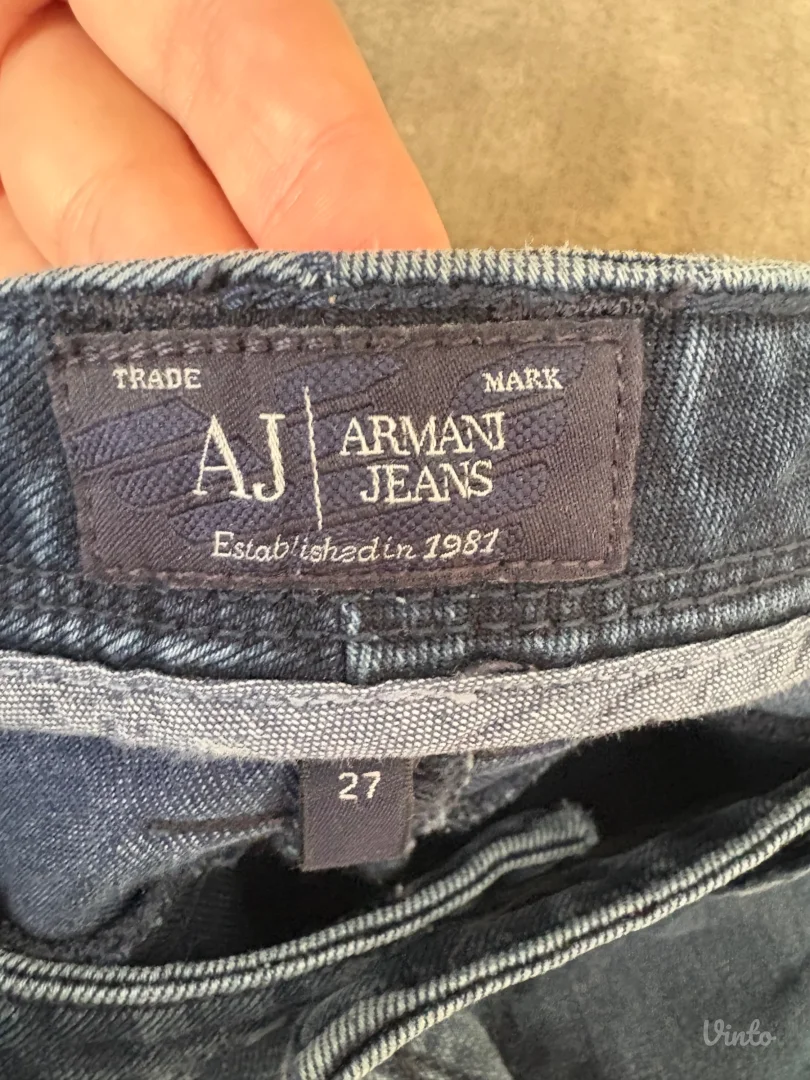 Armani Jeans 27 kao nove
