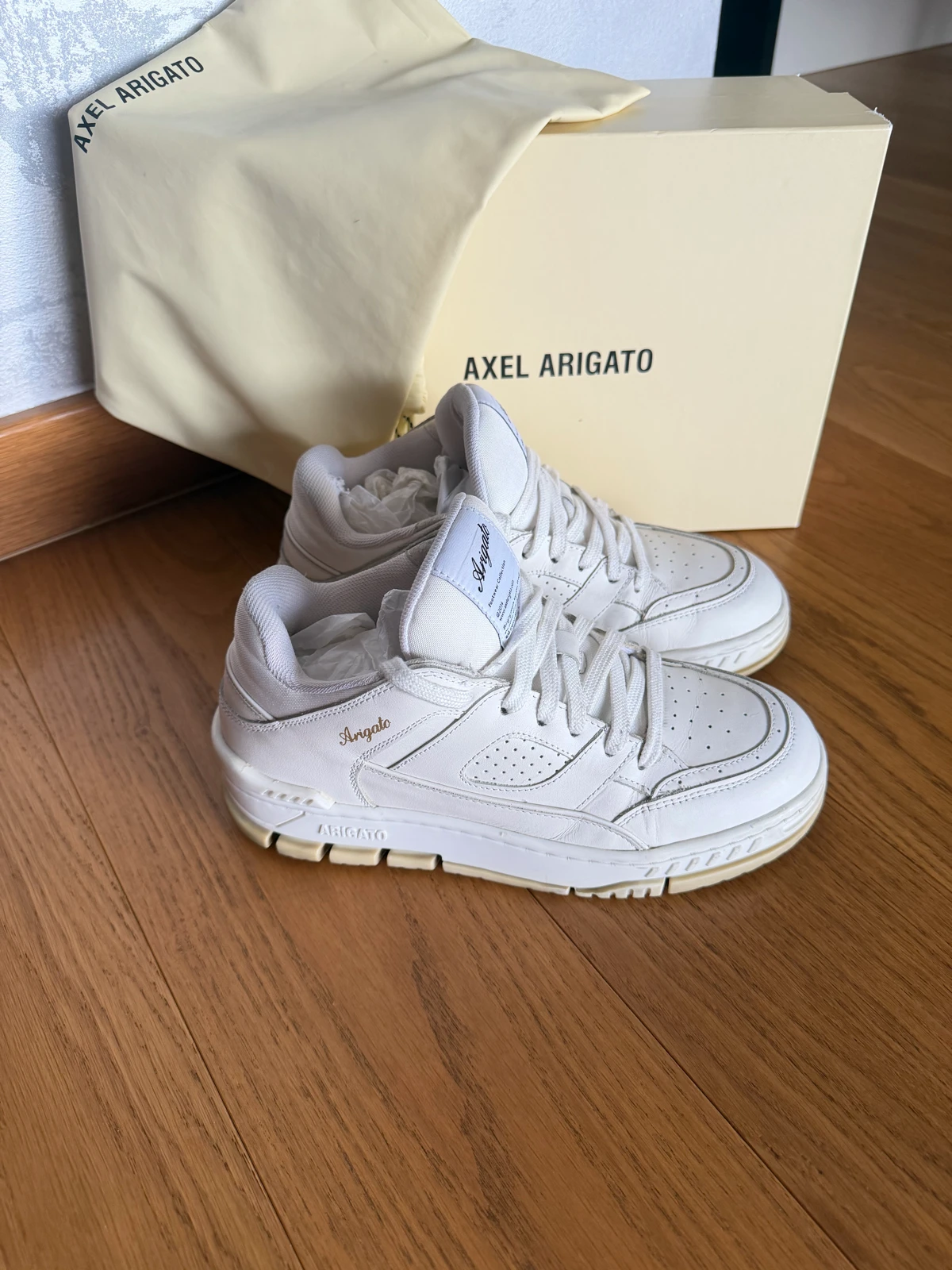Patike Axel Arigato 39