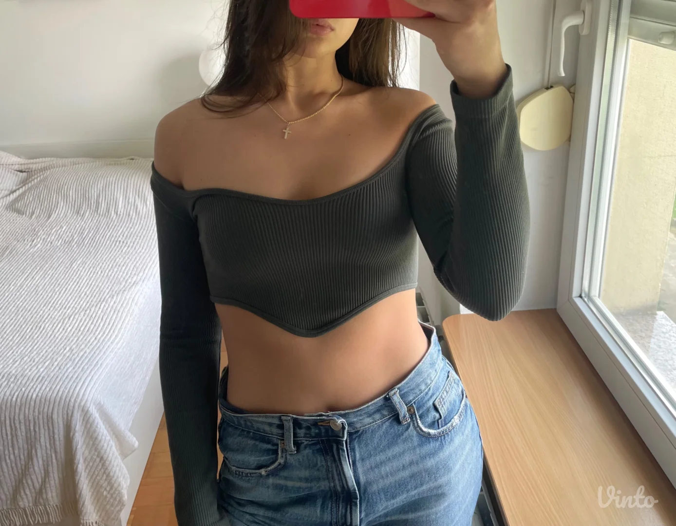 Zara crop siva majica
