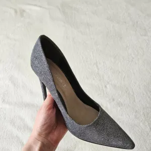 Claudia donateli - srebrne štike