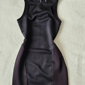 Bershka - crna haljina