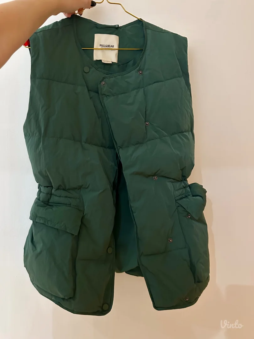 Pull and Bear prsluk