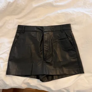 Zara kozni skort