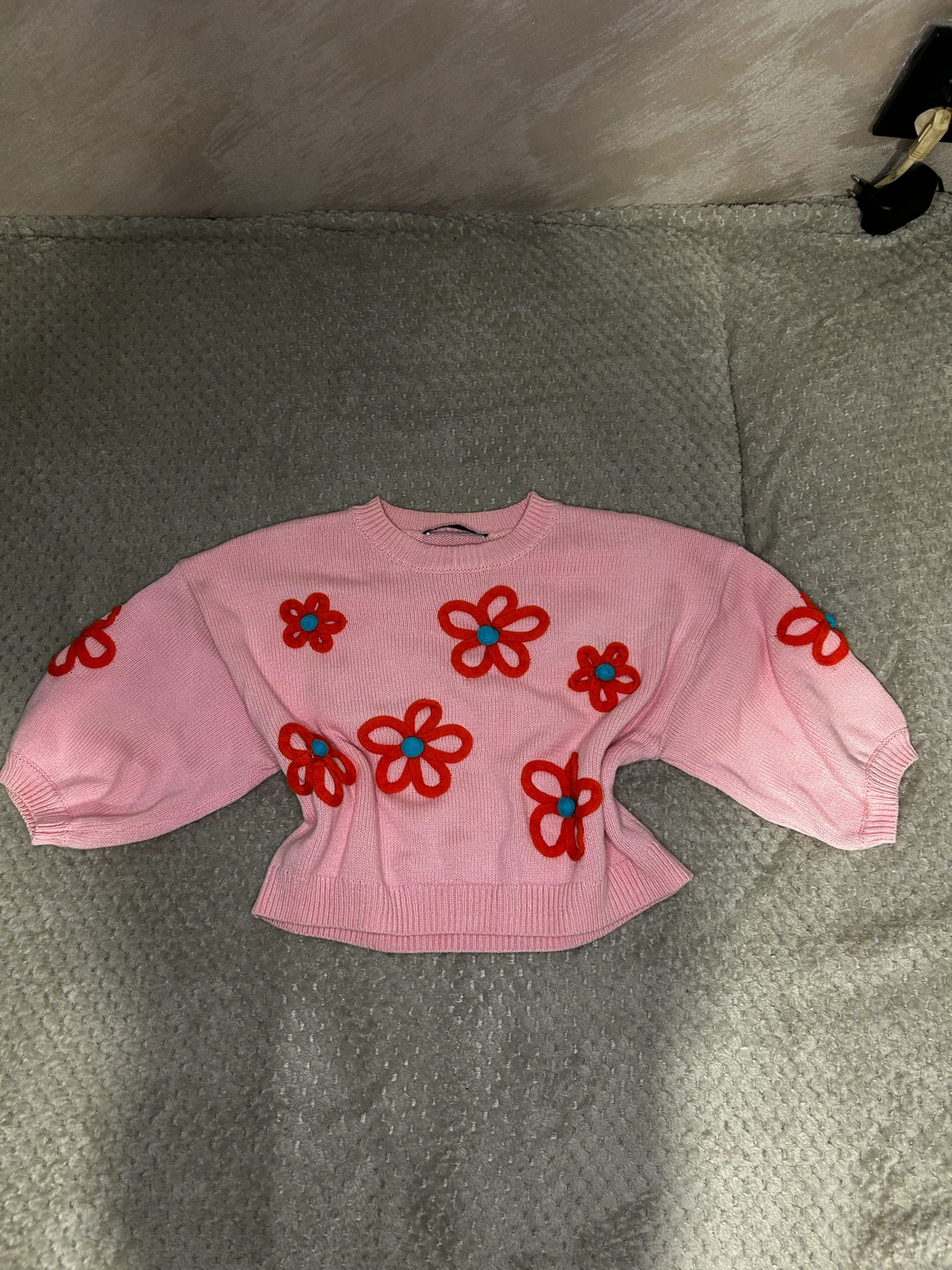 Zara roze džemper