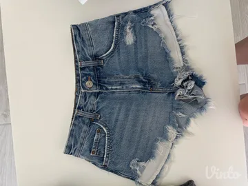 Bershka sorts