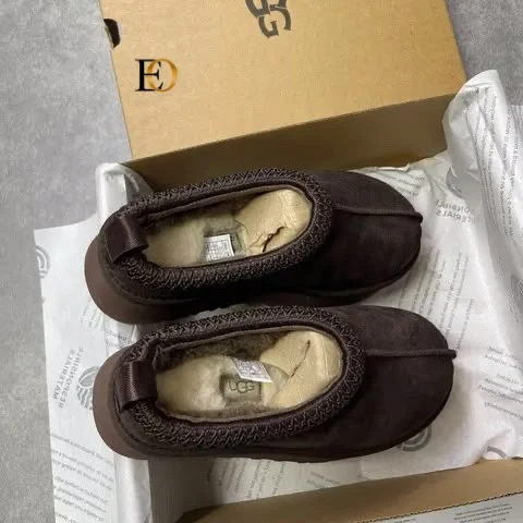 Ugg tazz