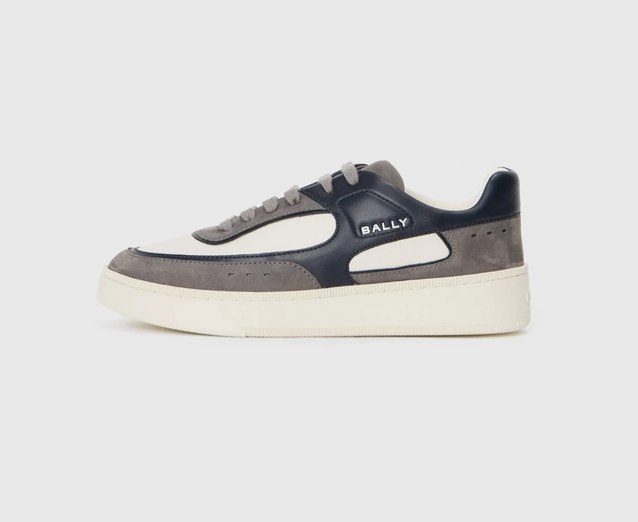 Bally patike, novo