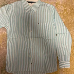Tommy Hilfiger košulja