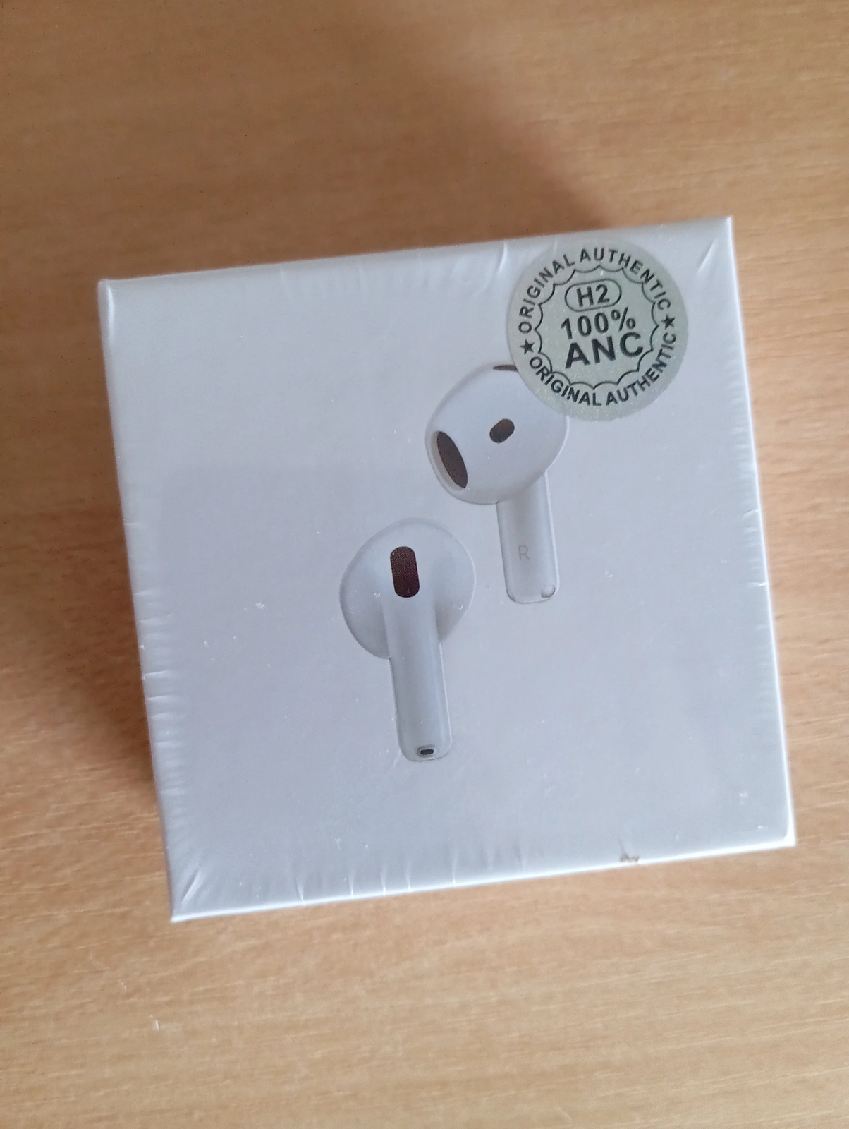 AirPods 4 ANC