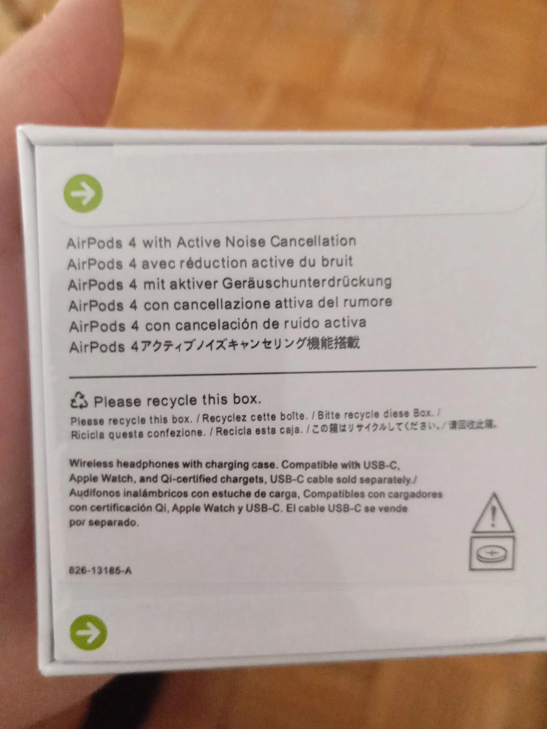 AirPods 4 ANC