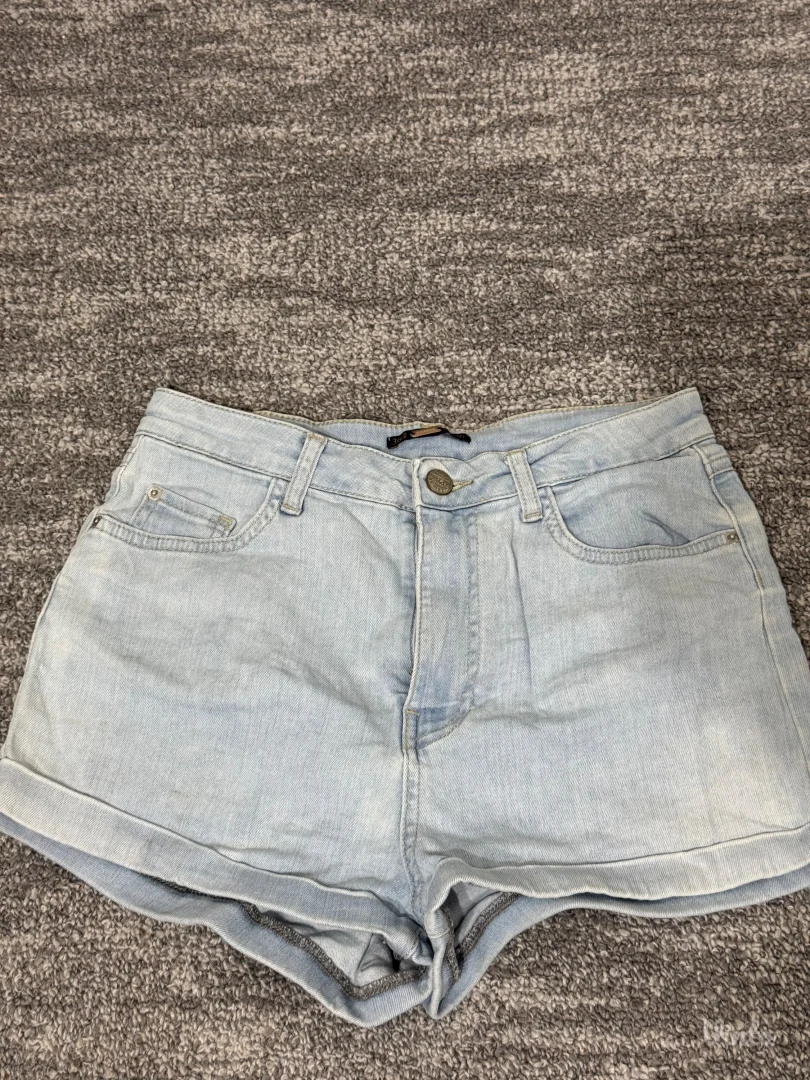 Pull and Bear šorts