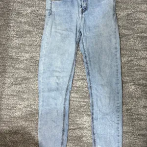 Pull and Bear farmerke