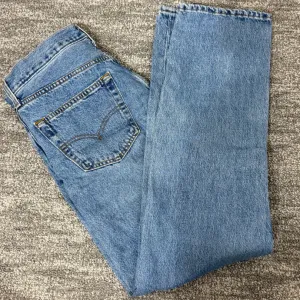Levis 501 farmerke