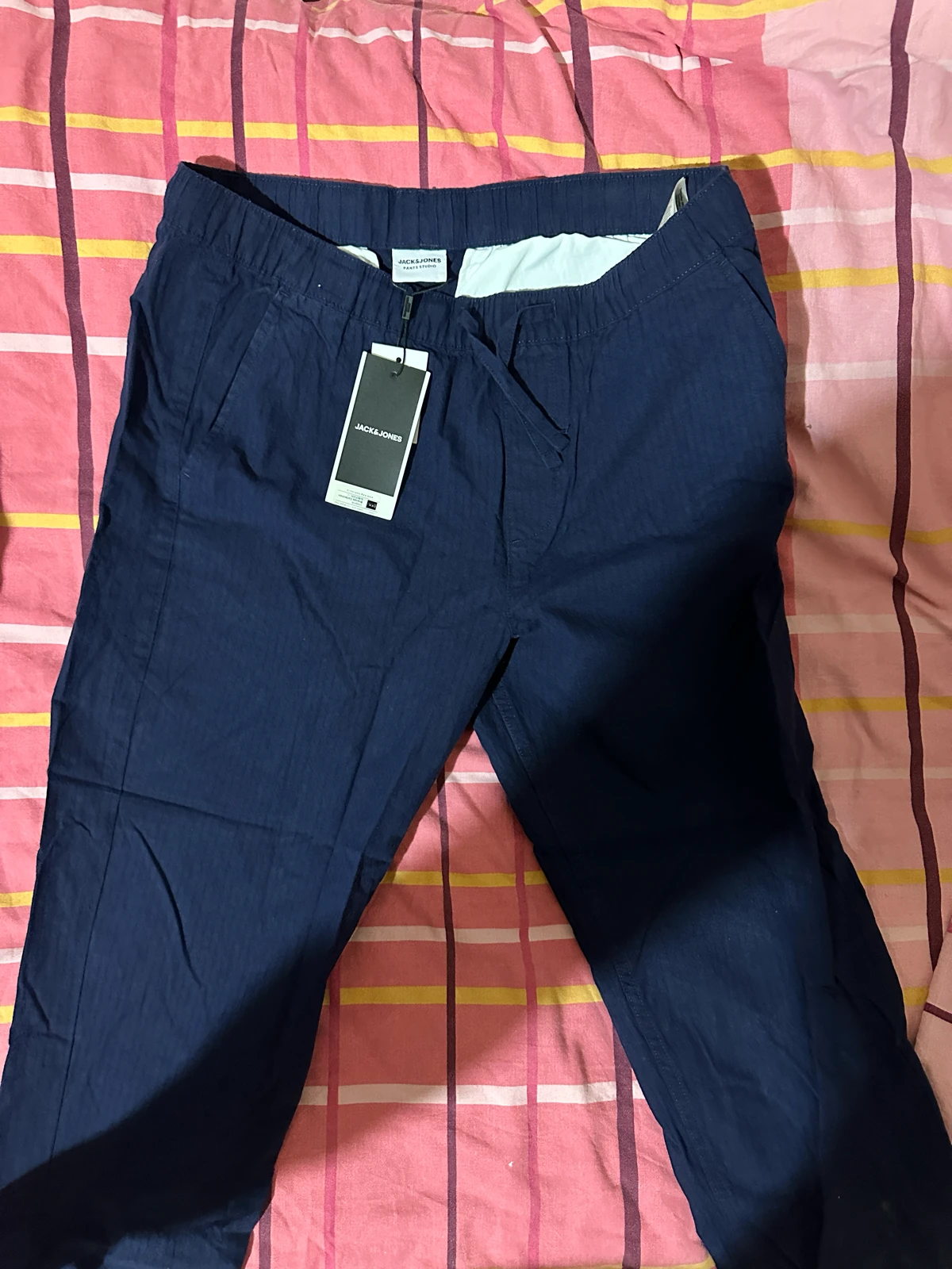 Muske pantalone i farmerice