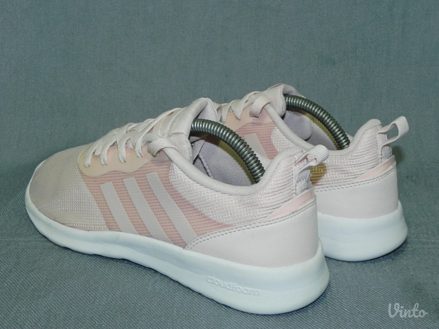 **ADIDAS cloudfoam**lagane i udobne patike br.38
